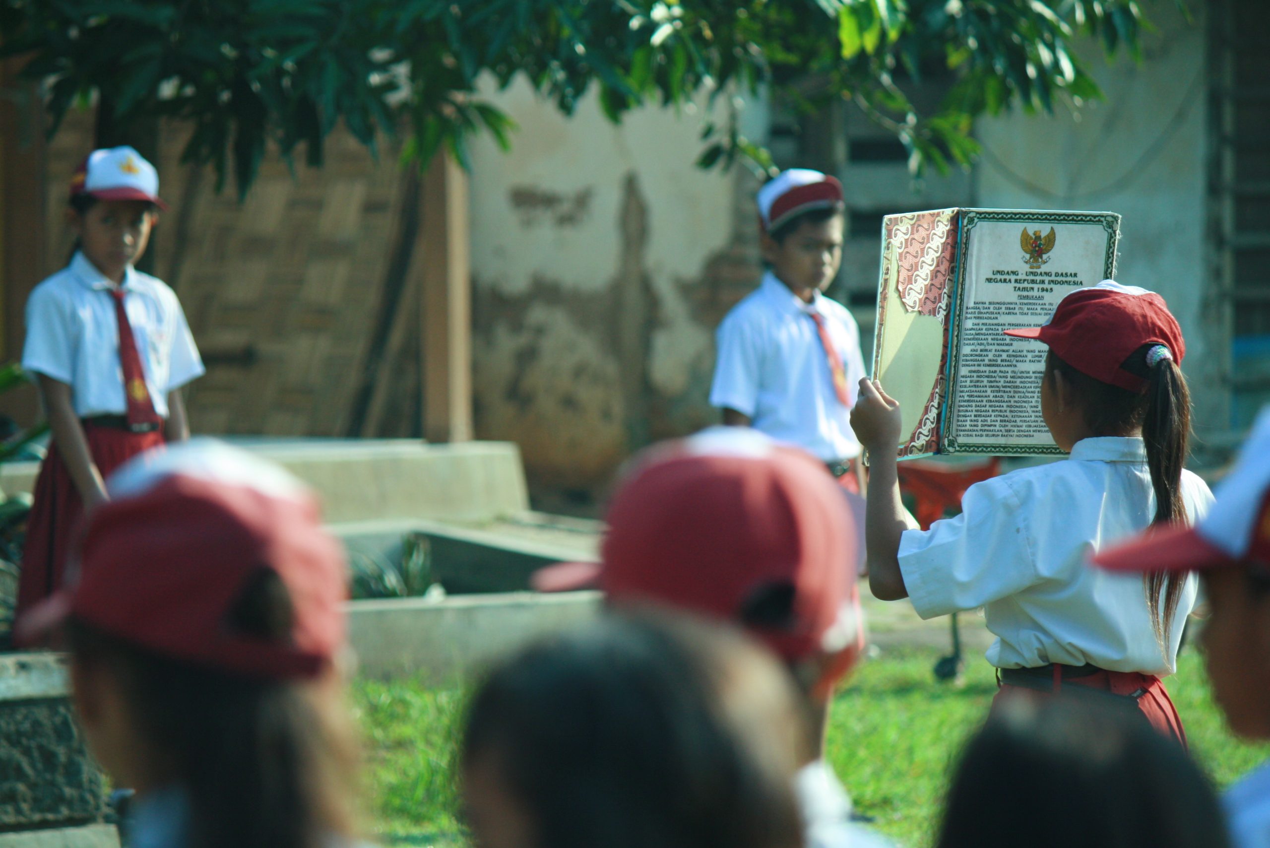 Pentingnya Pendidikan Pancasila sebagai Dasar Kehidupan Berbangsa di Indonesia